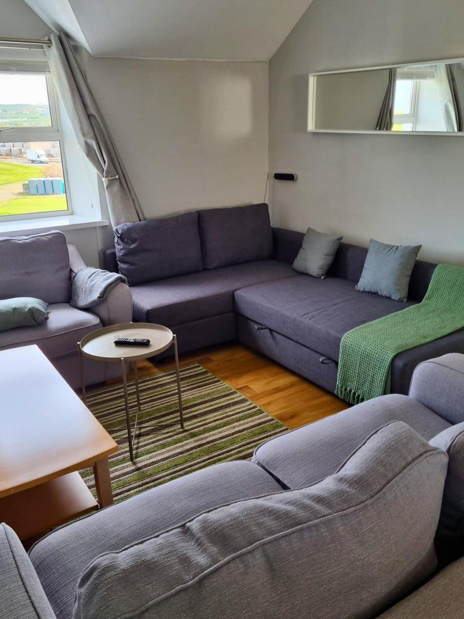 5 Dunluce Park - Portrush By The Sea Apartment Екстериор снимка